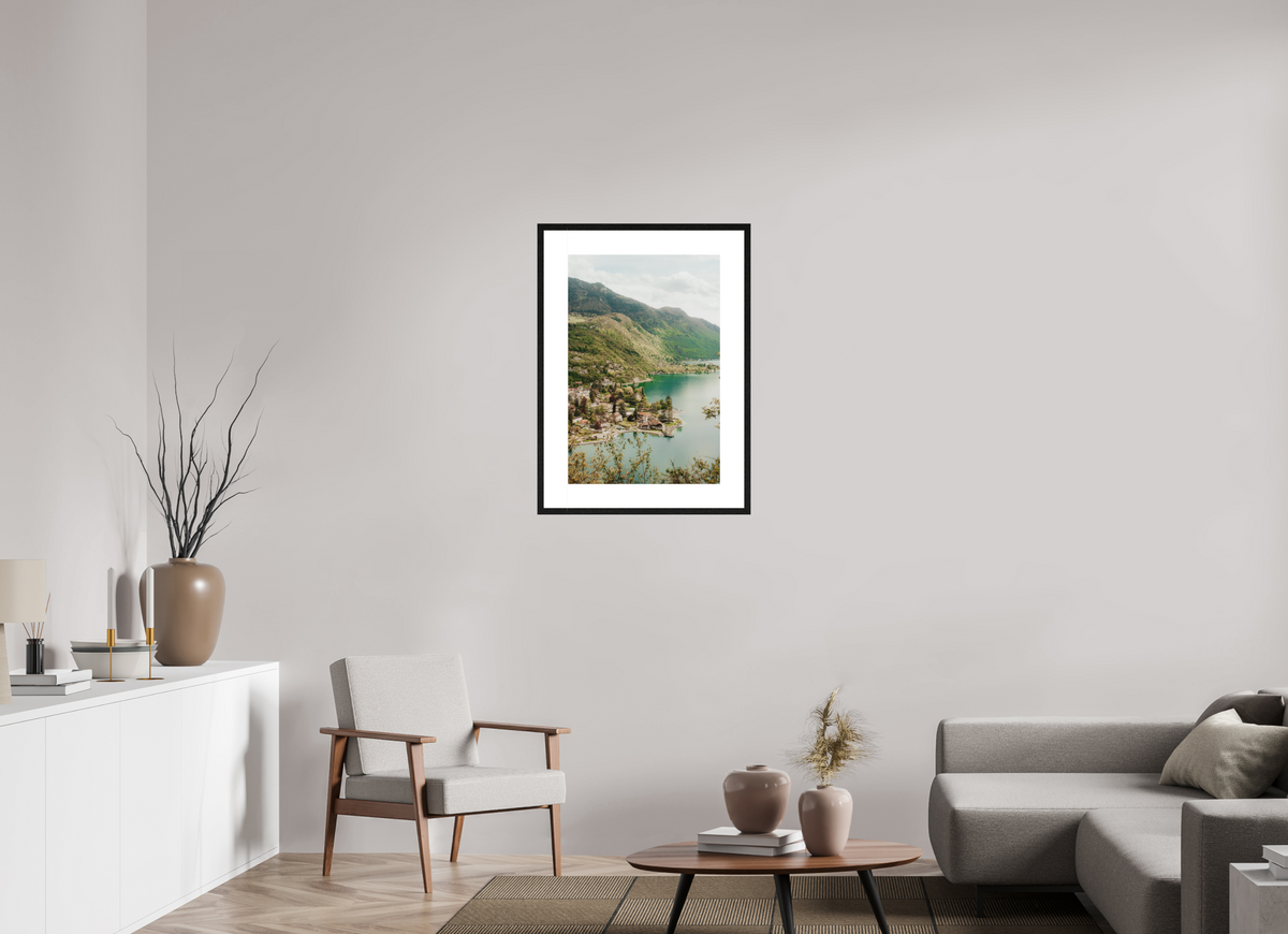 50 x 75 cm, cadre 8 noir Entre Lac & Montagnes