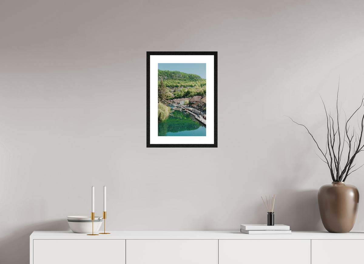 30 x 45 cm, Cadre 5 noir La petite Venise savoyarde